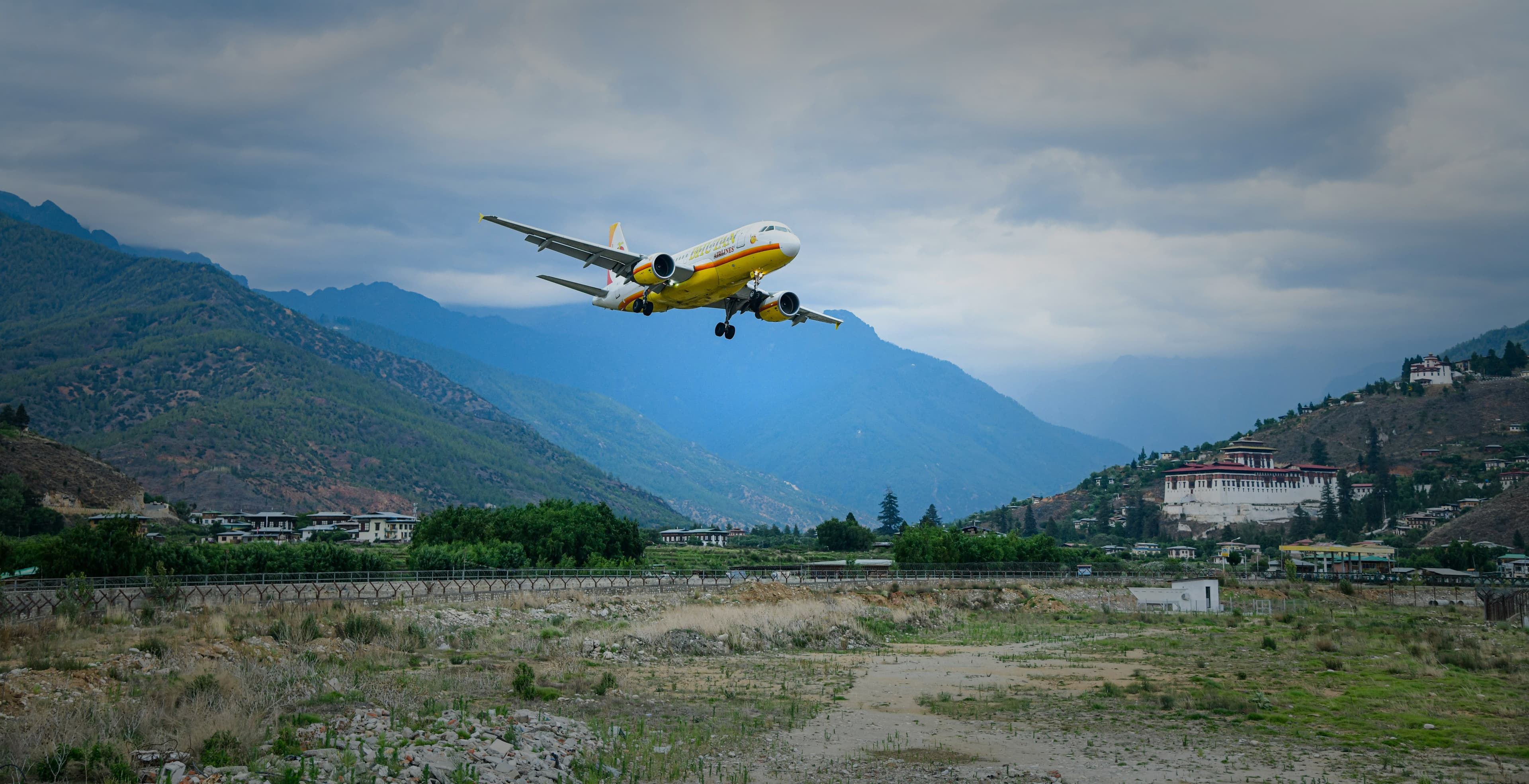 bhutan_mon